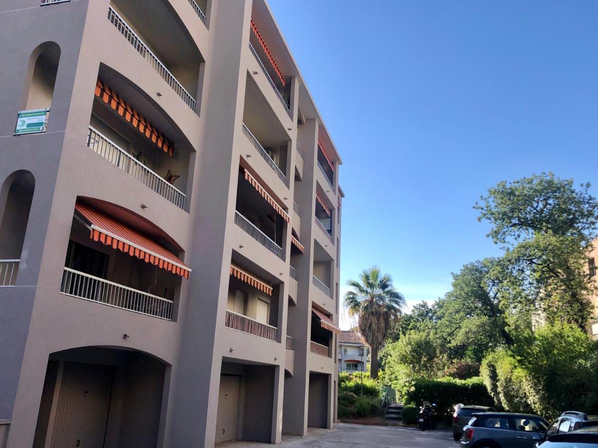 Grand Studio A Hyeres Entre Mer Et Ville エクステリア 写真